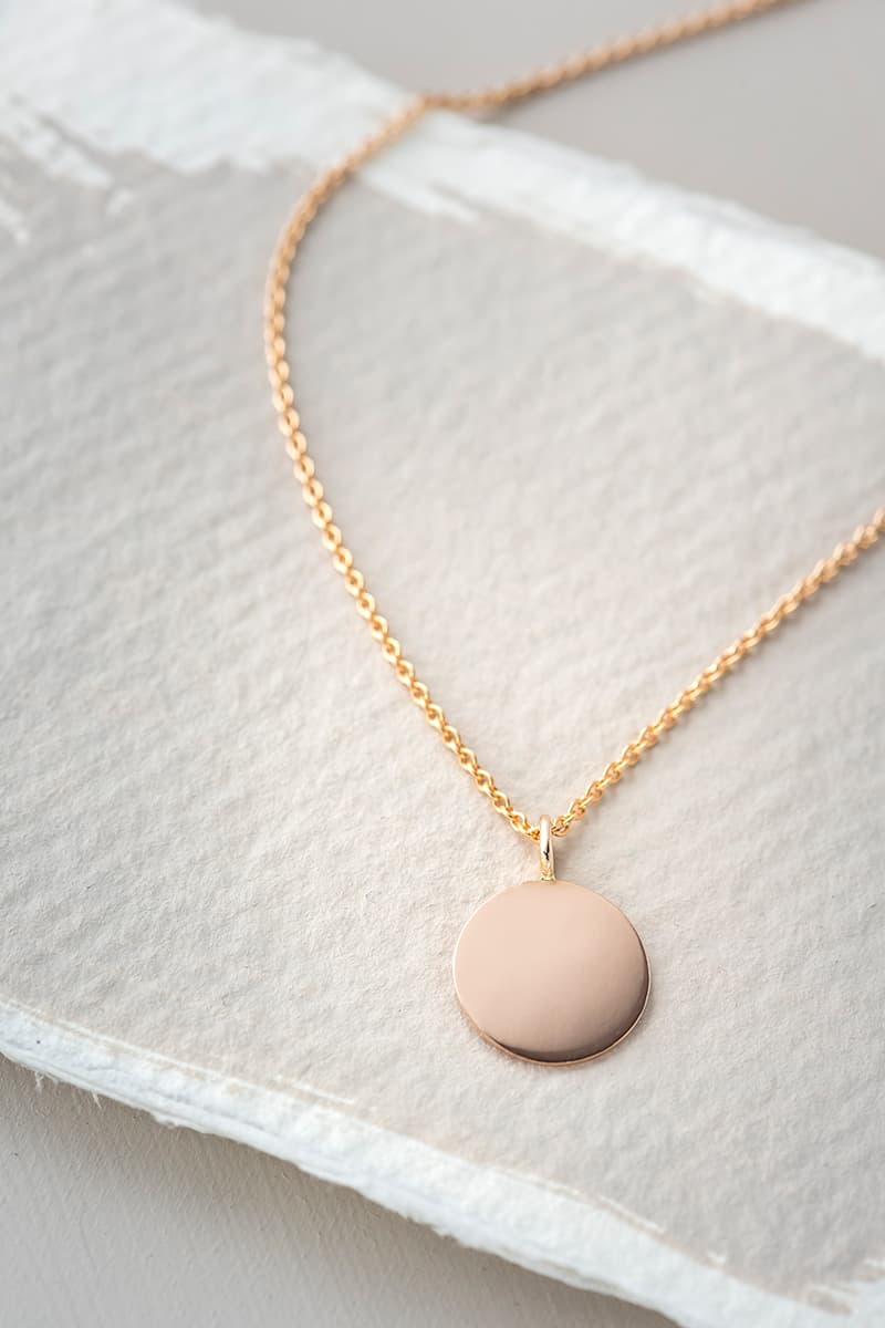 Kette mit Gravurplatte 13mm 585/- Roségold mit Gravur Vorderseite in 42-45 cm Kette mit Gravurplatte 13mm 585/- Roségold mit Gravur Vorderseite in 42-45 cm