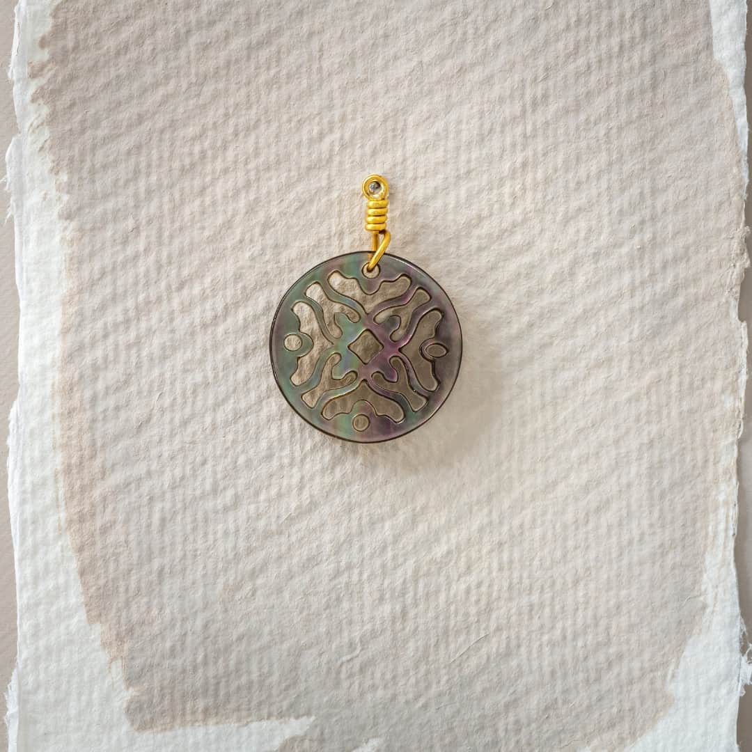 Perlmuttmandala schwarz natur "rund" 20mm